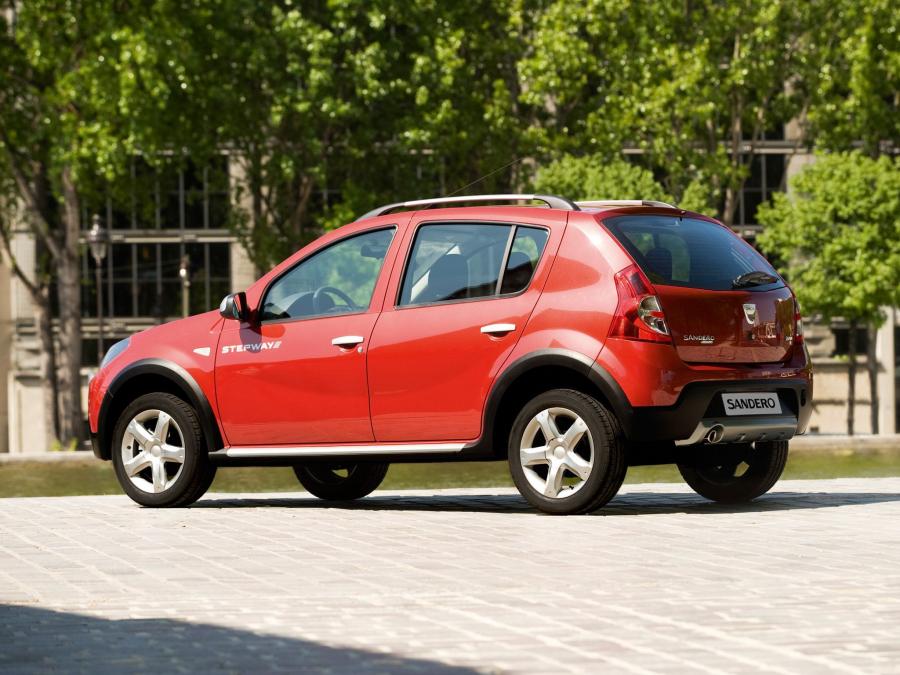  Dacia Sandero Stepway 2009 года  (фото 17 из 45)